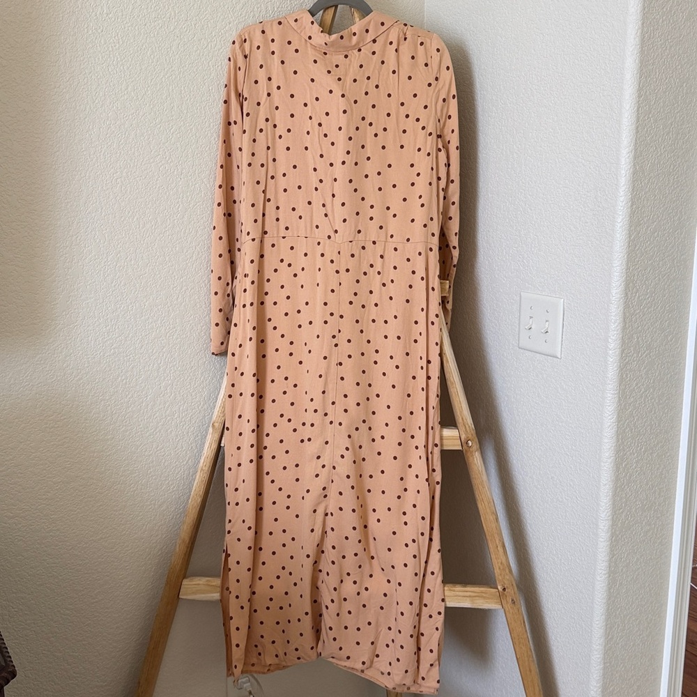 ASOS Peach Polka Dot Long Sleeve Midi Dress - Picture 4 of 4